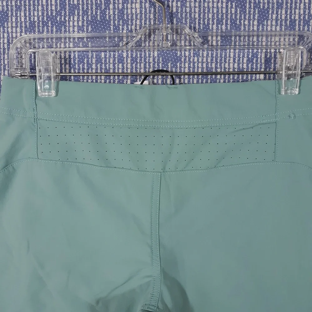 Dakine Mountain Biking Shorts Size Small Adjustable Waist Turquoise